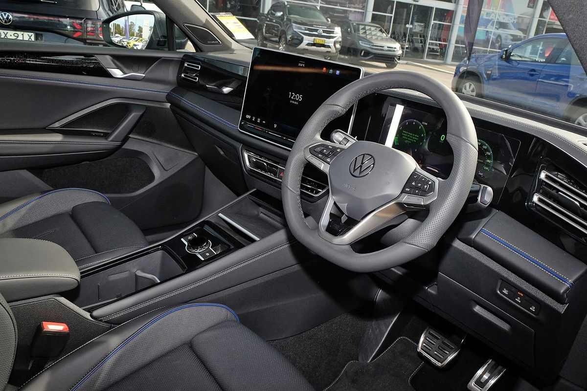 2025 Volkswagen Tiguan 195TSI R-Line CT