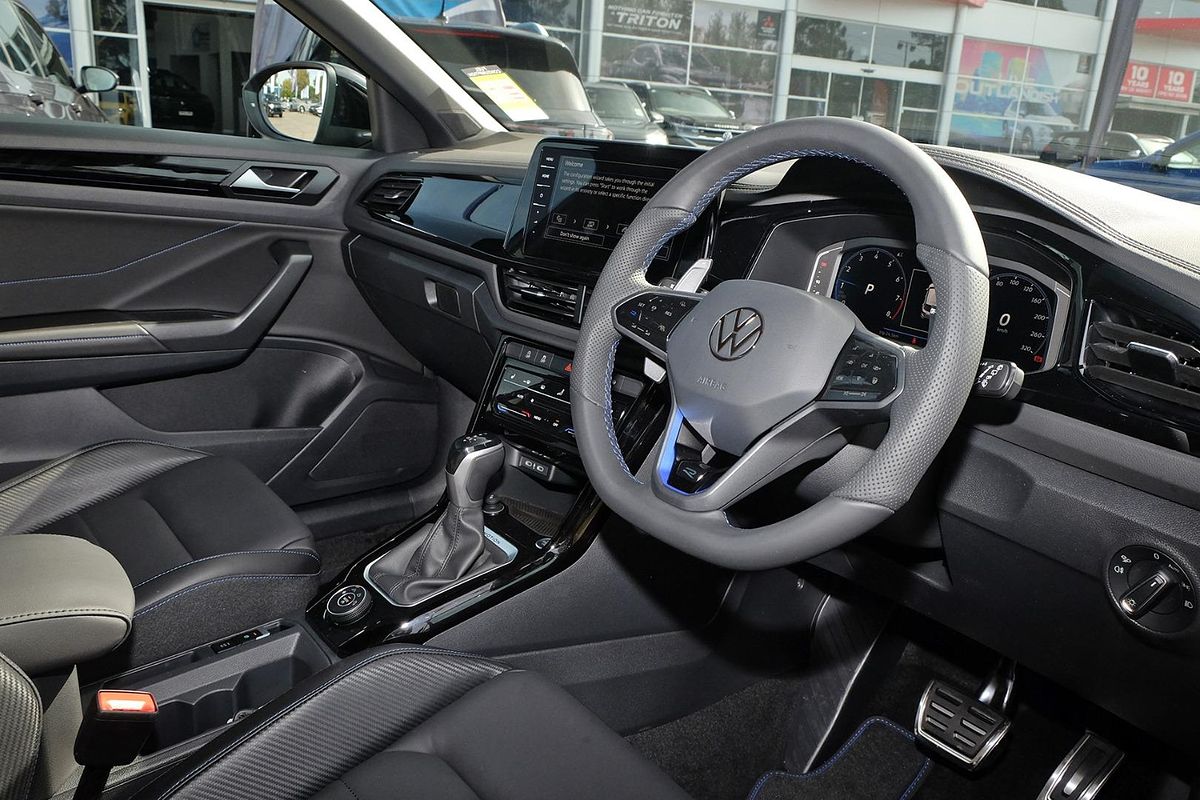 2025 Volkswagen T-Roc R Wolfsburg Edition D11