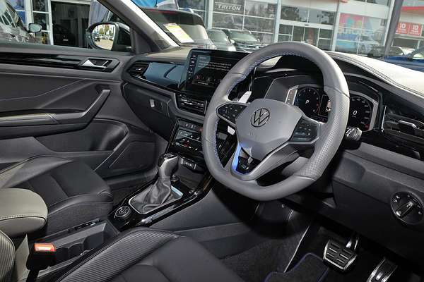 2025 Volkswagen T-Roc R Wolfsburg Edition D11