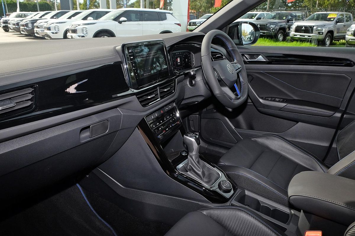 2025 Volkswagen T-Roc R Wolfsburg Edition D11
