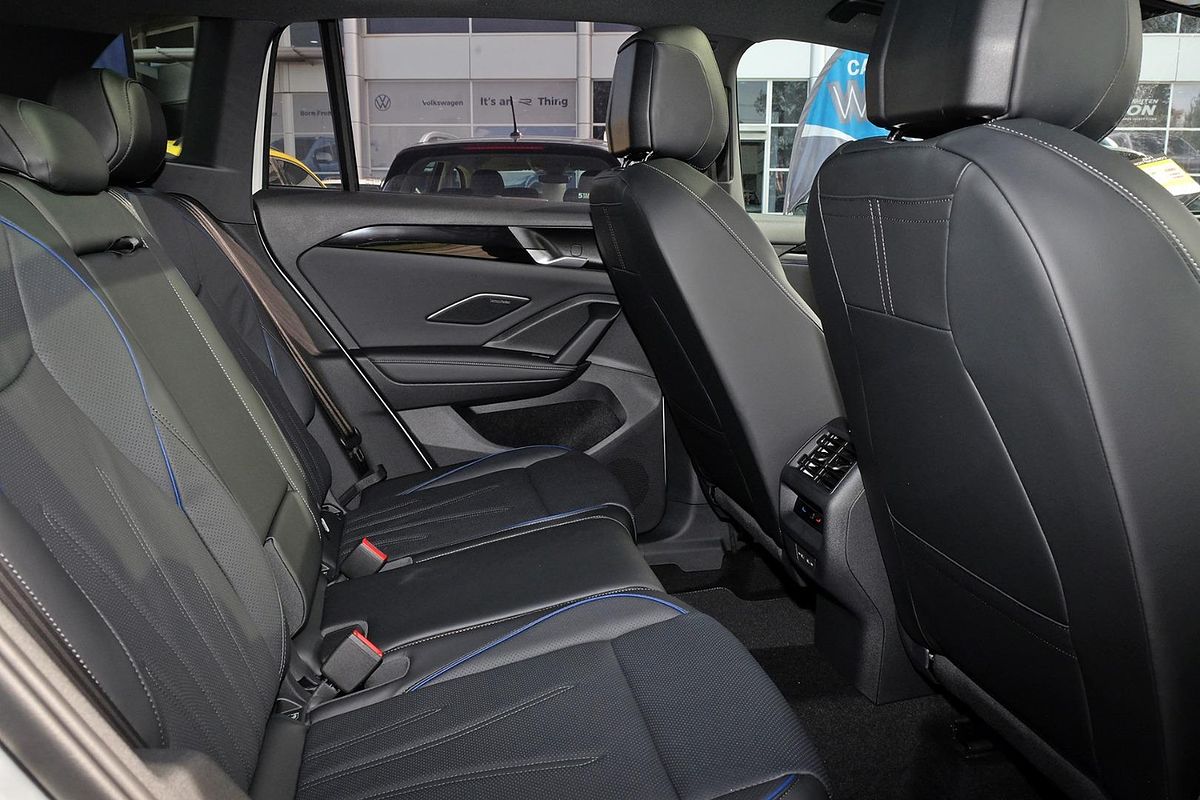 2025 Volkswagen Tiguan 195TSI R-Line CT