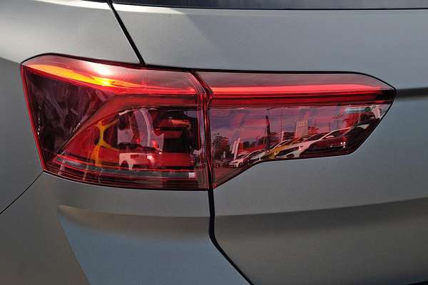 2025 Volkswagen T-Roc R Wolfsburg Edition D11