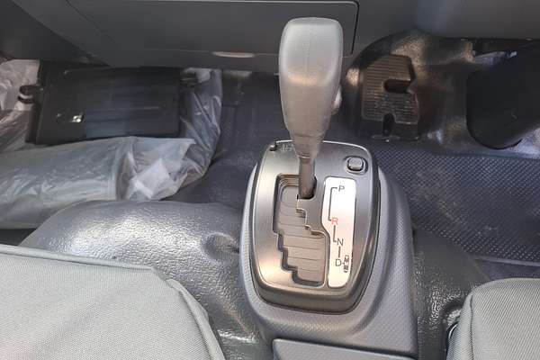 2024 Isuzu N Series NLR 45-150 Traypack 4x2