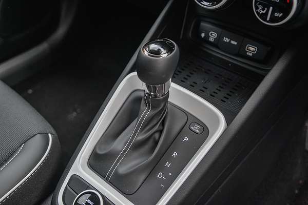 2024 Hyundai Venue Elite QX.V5