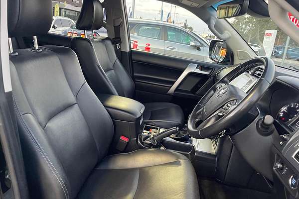 2023 Toyota Landcruiser Prado VX GDJ150R