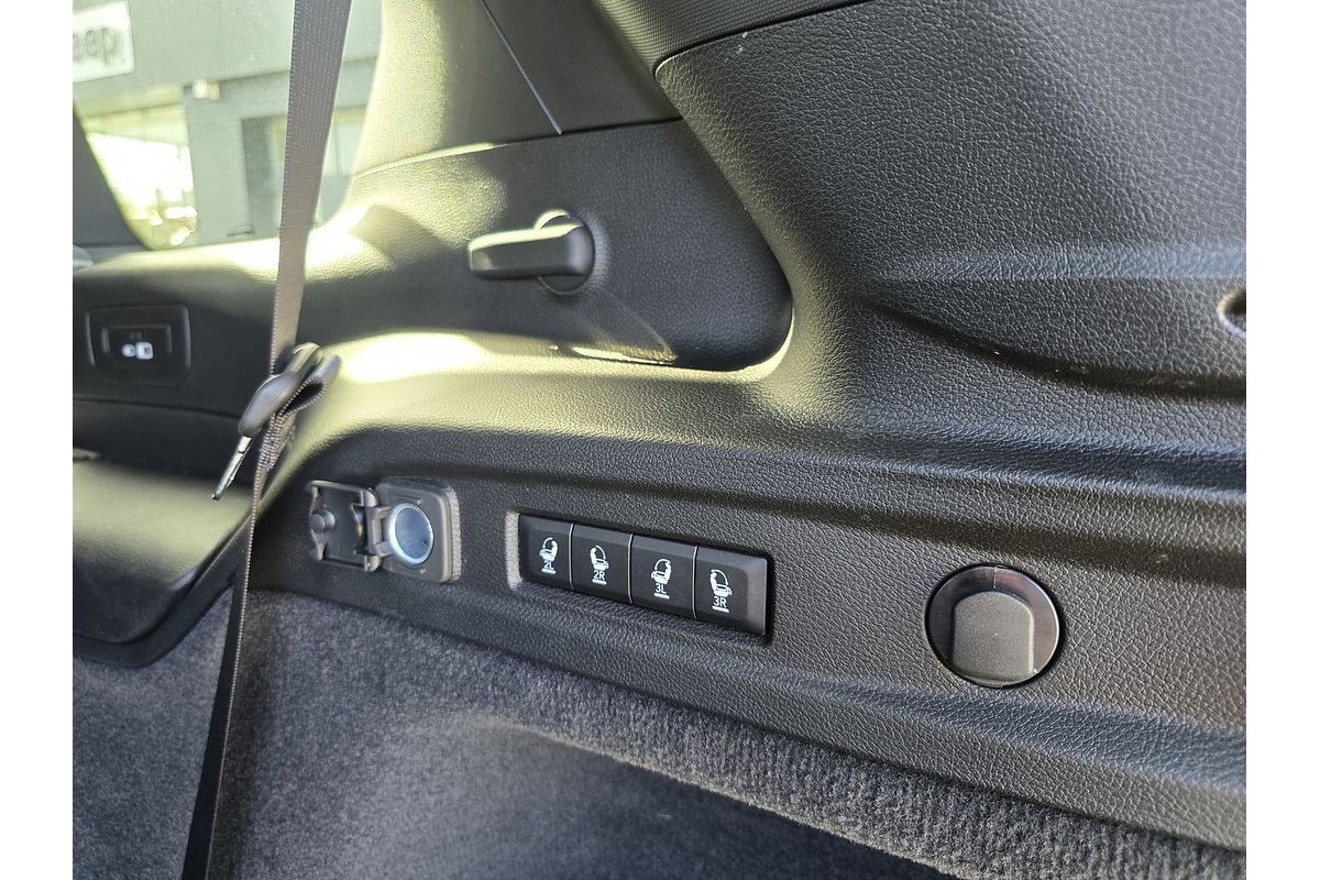 2023 Jeep Grand Cherokee Overland WL