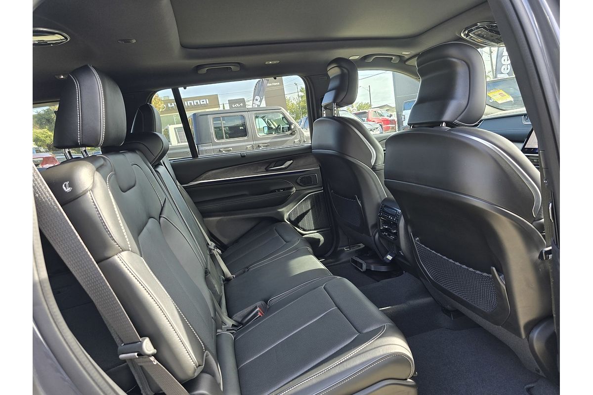 2023 Jeep Grand Cherokee Overland WL