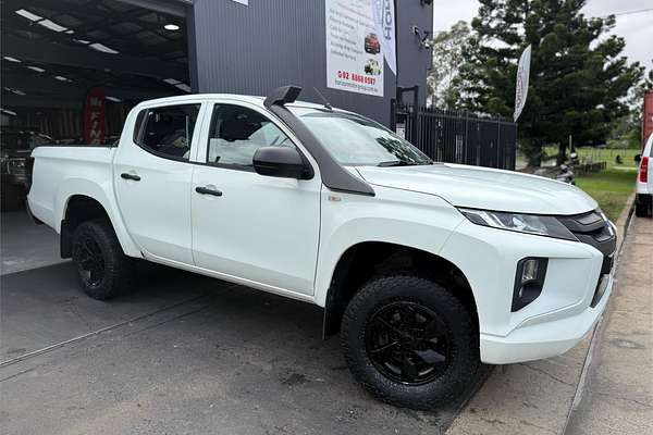 2019 Mitsubishi TRITON GLX ADAS (4x4) MR MY20