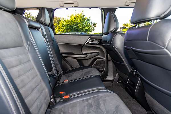 2022 Mitsubishi Outlander Aspire ZM