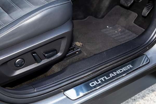 2022 Mitsubishi Outlander Aspire ZM