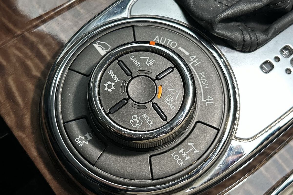 2020 Nissan Patrol Ti Y62 Series 5