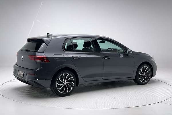 2022 Volkswagen Golf 110TSI Life 8
