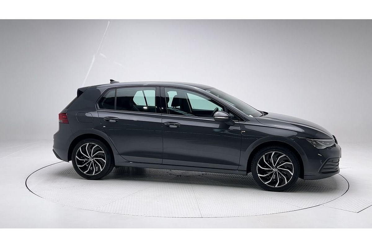 2022 Volkswagen Golf 110TSI Life 8