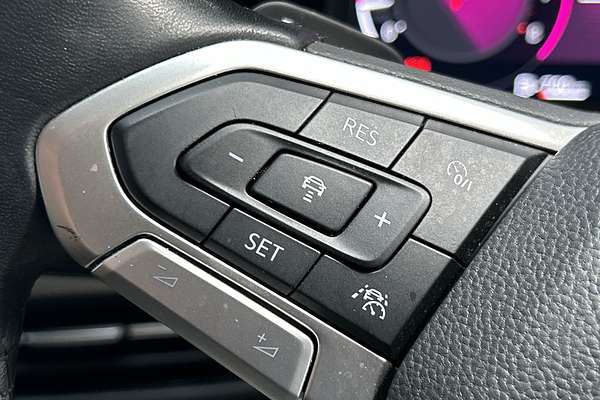 2022 Volkswagen Golf 110TSI Life 8
