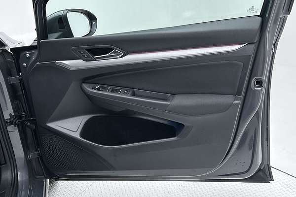 2022 Volkswagen Golf 110TSI Life 8