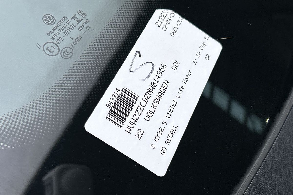 2022 Volkswagen Golf 110TSI Life 8
