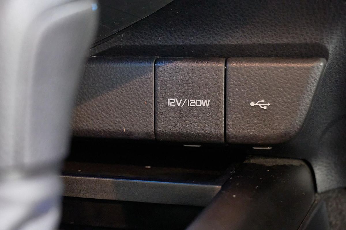 2024 Toyota Camry Ascent AXVH70R