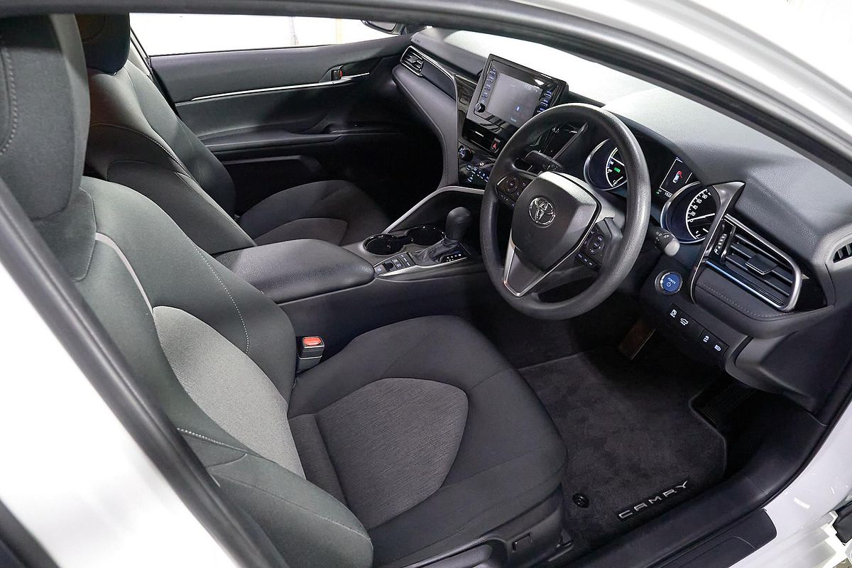 2024 Toyota Camry Ascent AXVH70R