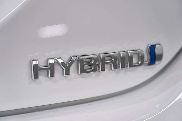 2024 Toyota Camry Ascent AXVH70R