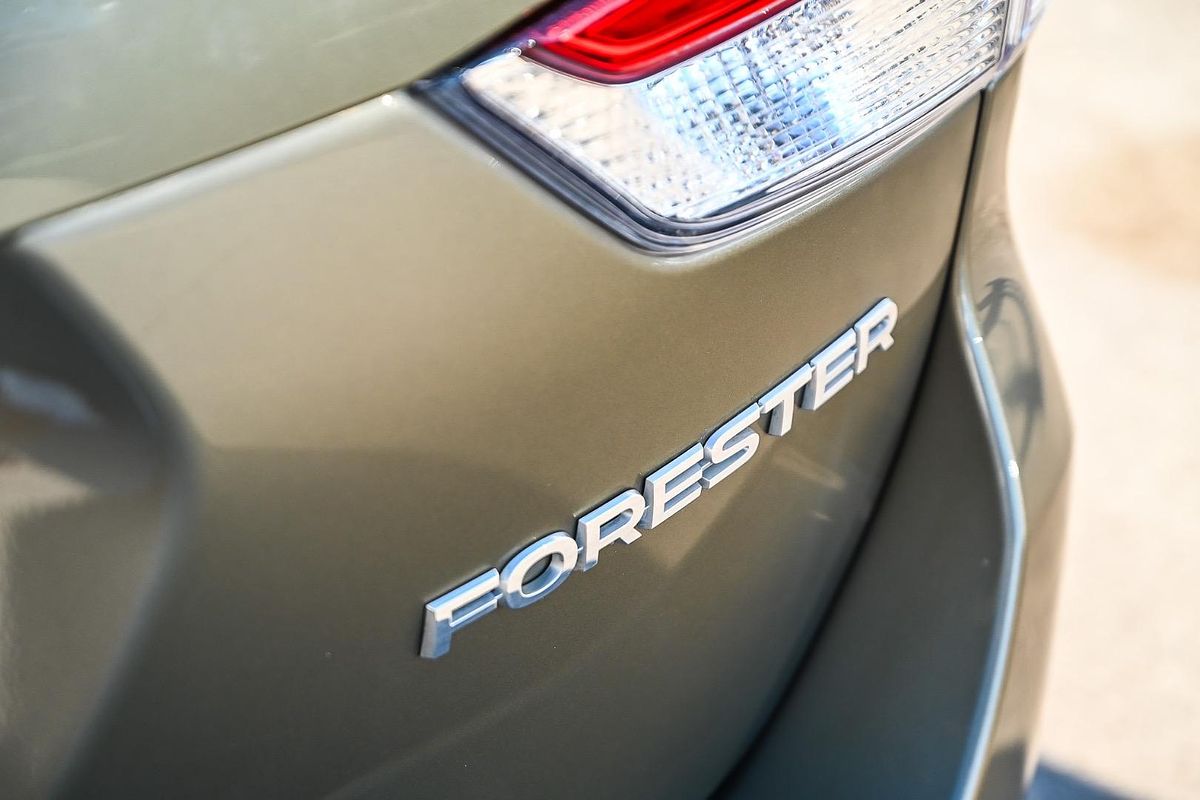 2021 Subaru Forester 2.5i Premium S5