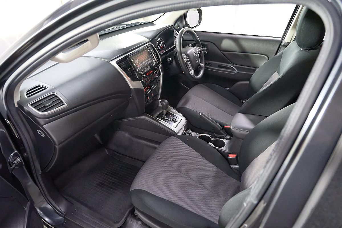 2020 Mitsubishi Triton GLX+ MR 4X4