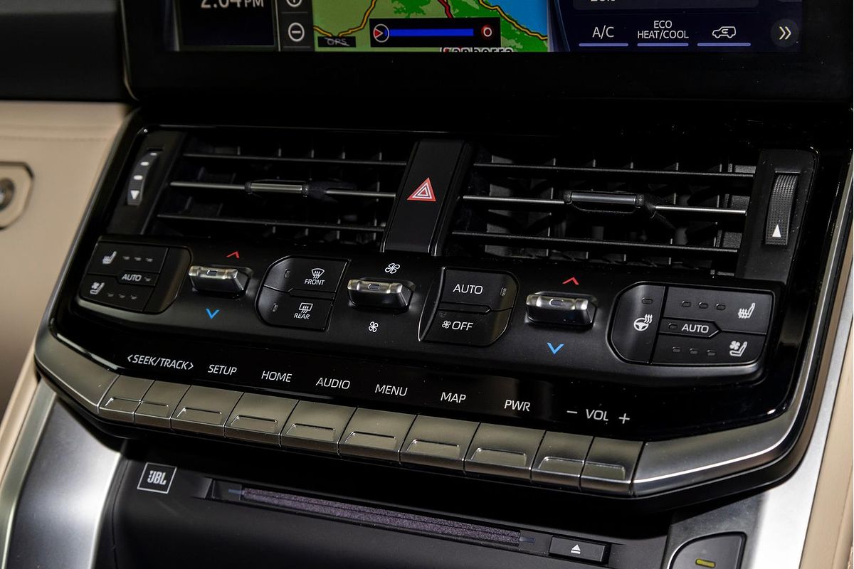 2022 Toyota Landcruiser Sahara FJA300R
