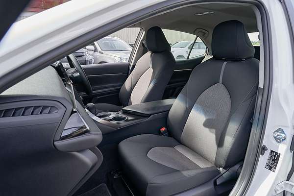 2024 Toyota Camry Ascent AXVH70R