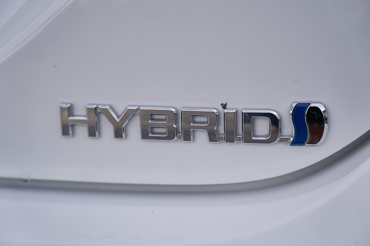 2024 Toyota Camry Ascent AXVH70R