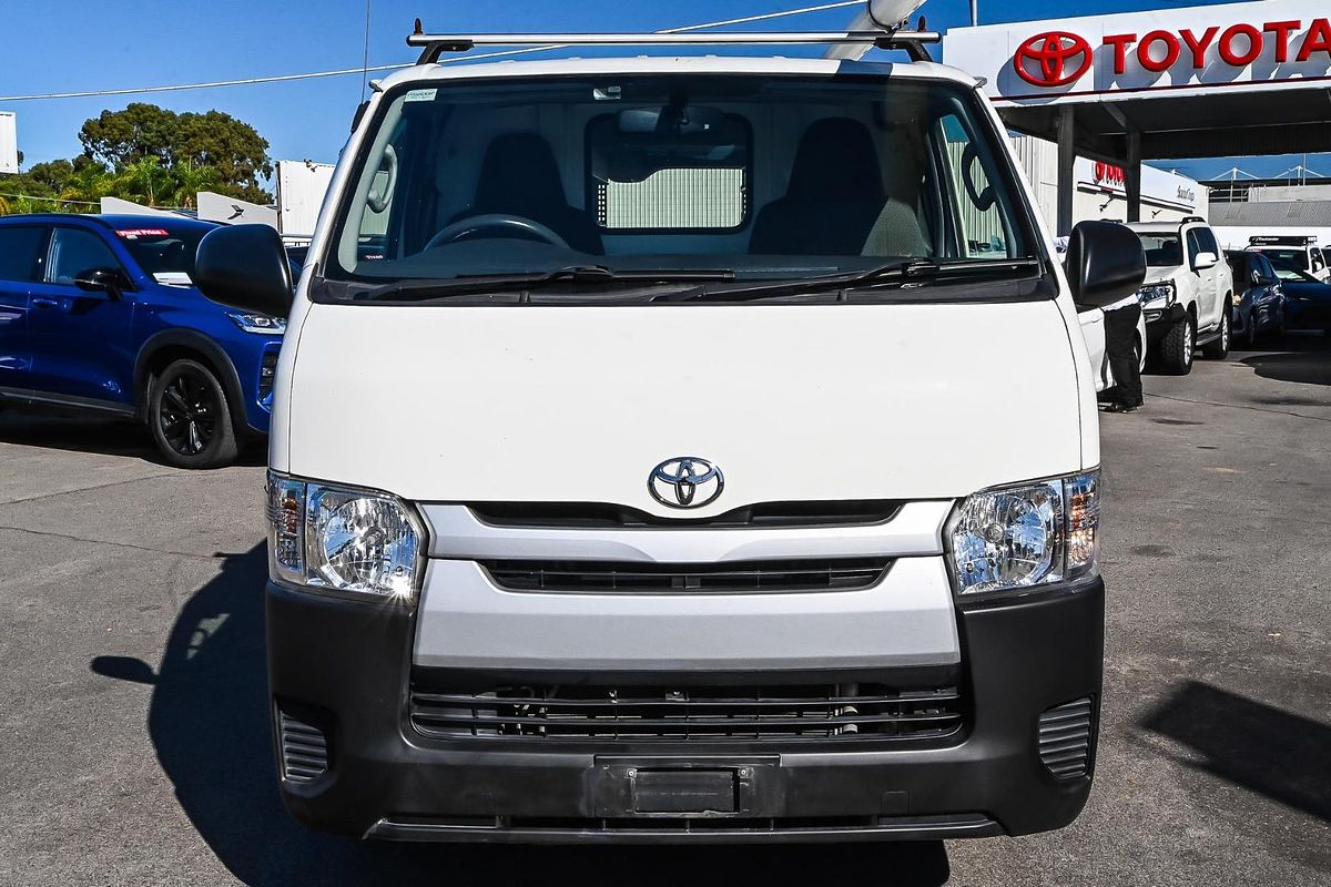 2016 Toyota Hiace KDH201R LWB