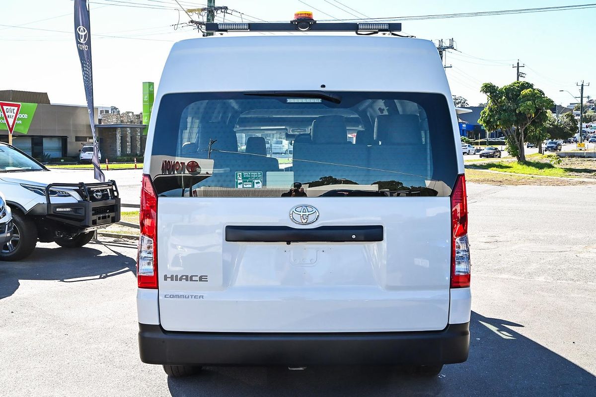 2022 Toyota Hiace Commuter GDH322R