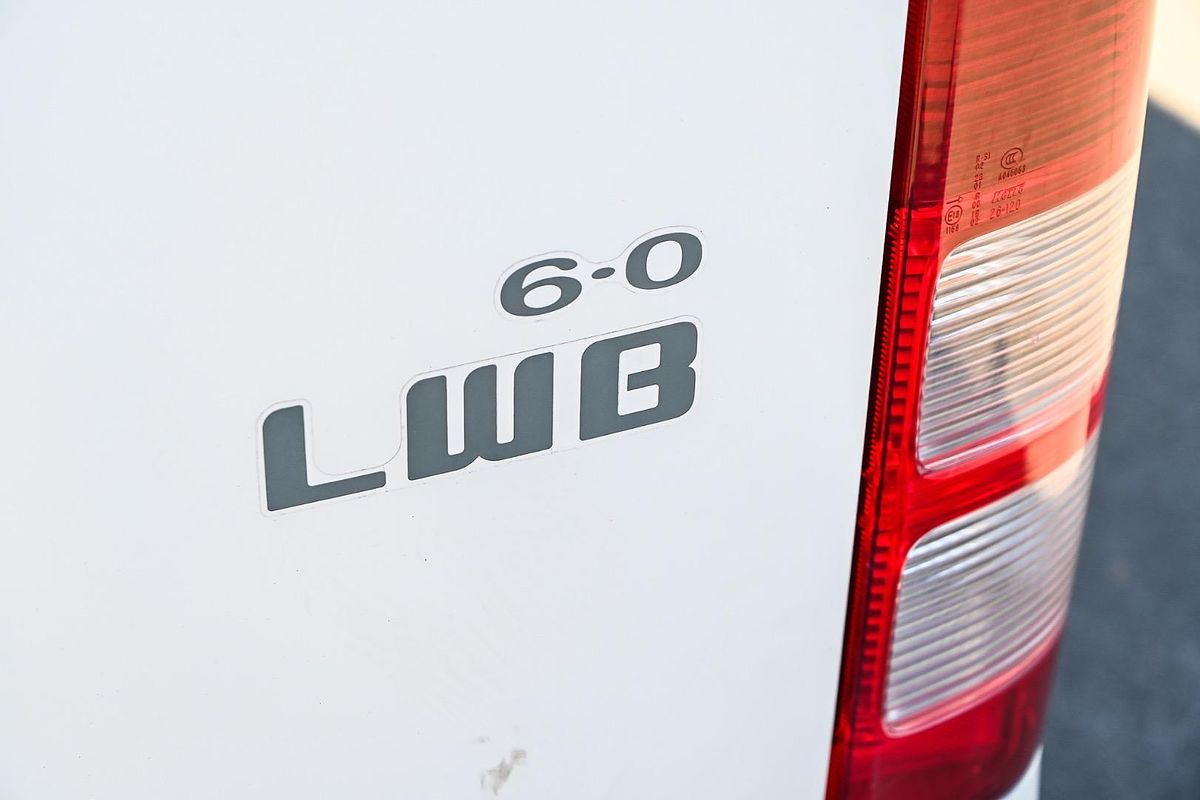 2016 Toyota Hiace KDH201R LWB