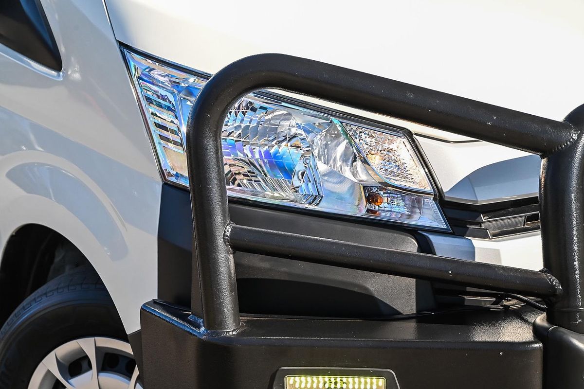 2022 Toyota Hiace Commuter GDH322R