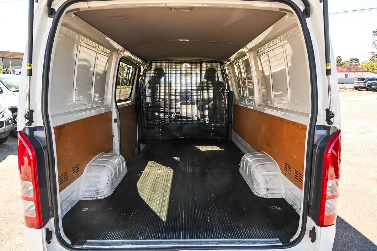 2018 Toyota Hiace KDH201R LWB