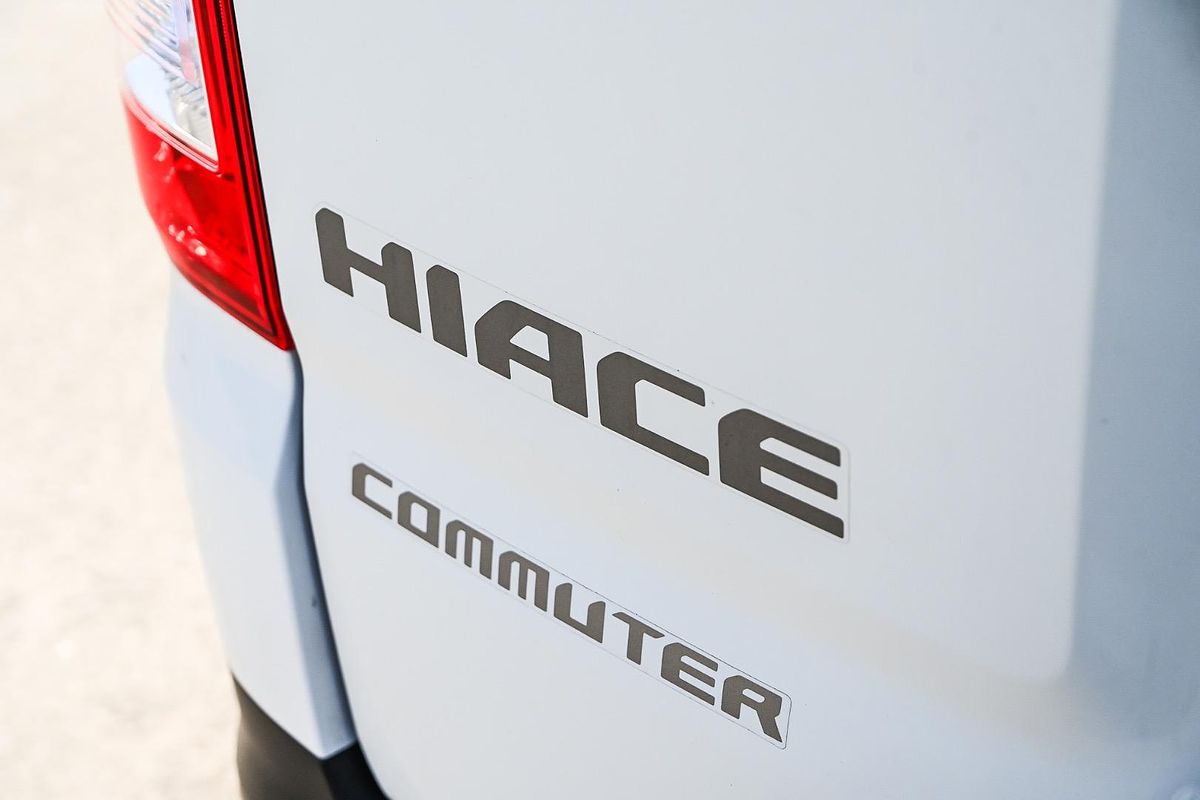 2022 Toyota Hiace Commuter GDH322R