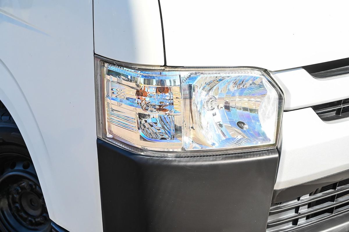 2016 Toyota Hiace KDH201R LWB
