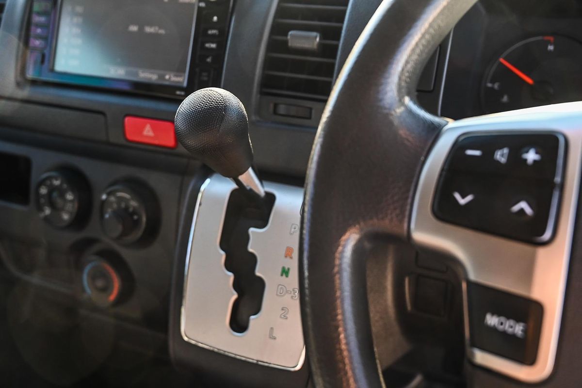 2018 Toyota Hiace KDH201R LWB