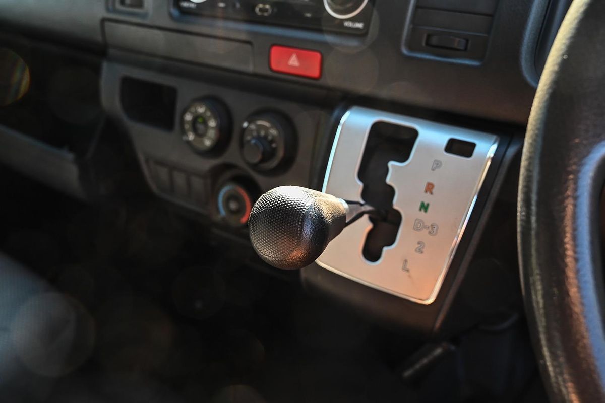 2016 Toyota Hiace KDH201R LWB