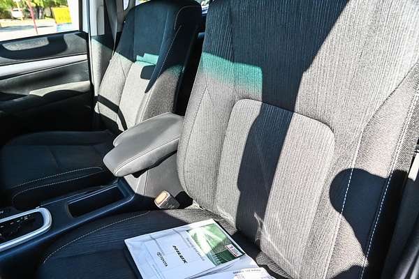 2020 Toyota Hilux SR5 GUN126R 4X4