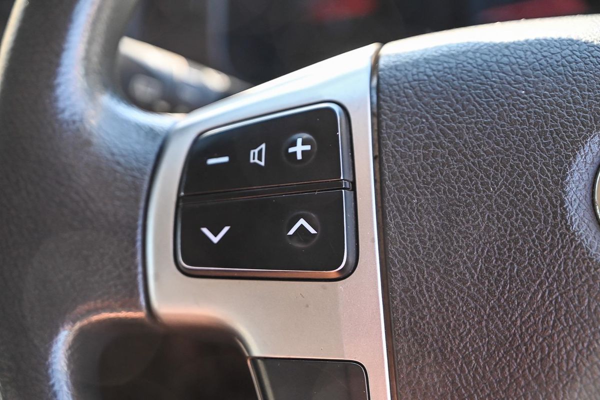 2016 Toyota Hiace KDH201R LWB