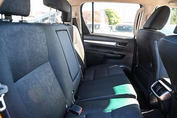 2020 Toyota Hilux SR5 GUN126R 4X4