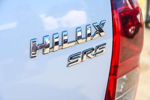 2020 Toyota Hilux SR5 GUN126R 4X4