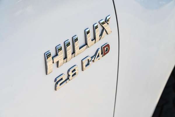 2020 Toyota Hilux SR5 GUN126R 4X4