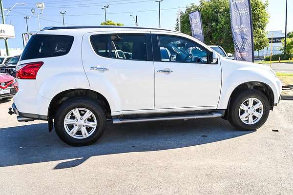 2016 Isuzu MU-X LS-T