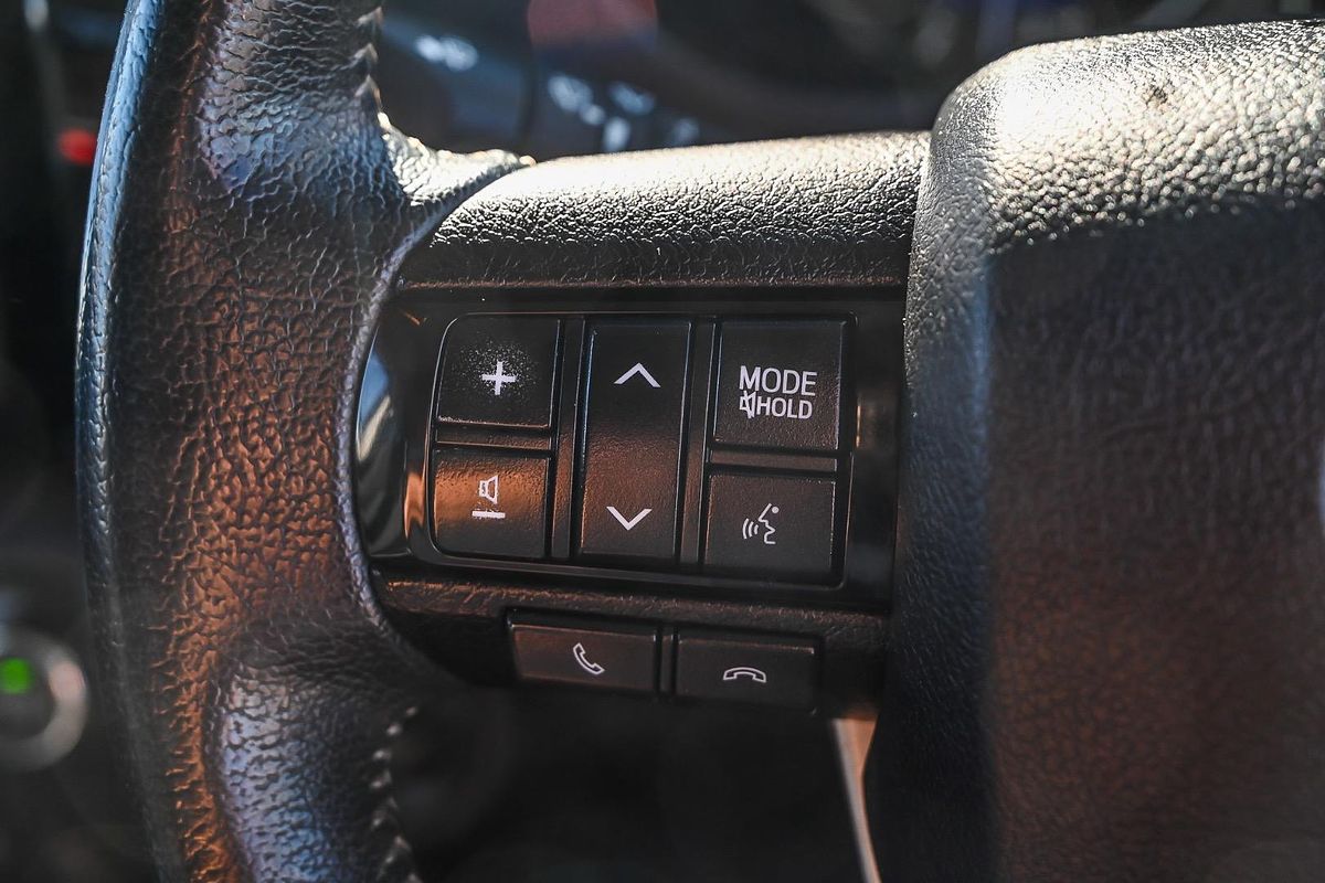 2020 Toyota Hilux SR5 GUN126R 4X4