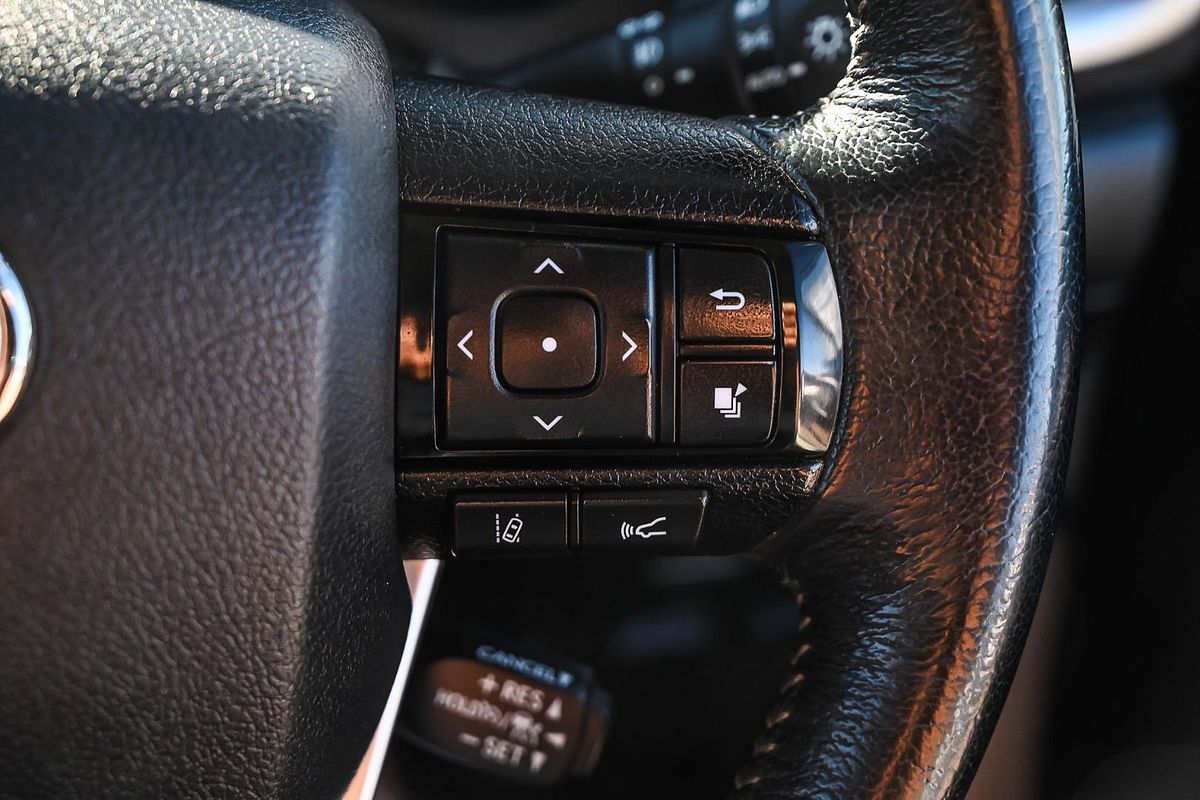2020 Toyota Hilux SR5 GUN126R 4X4