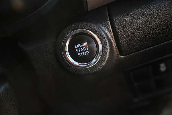 2020 Toyota Hilux SR5 GUN126R 4X4