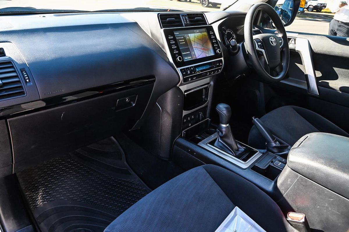 2022 Toyota Landcruiser Prado GX GDJ150R
