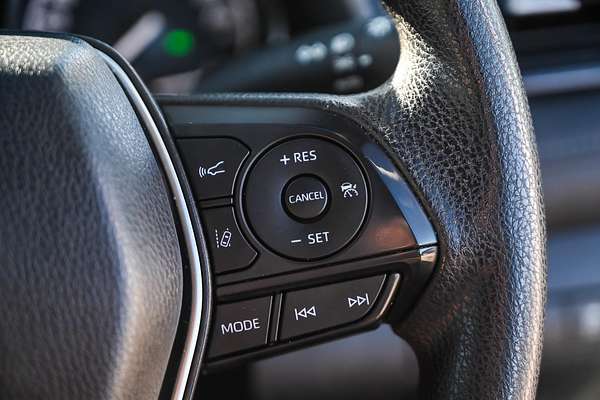 2024 Toyota Camry Ascent AXVH70R