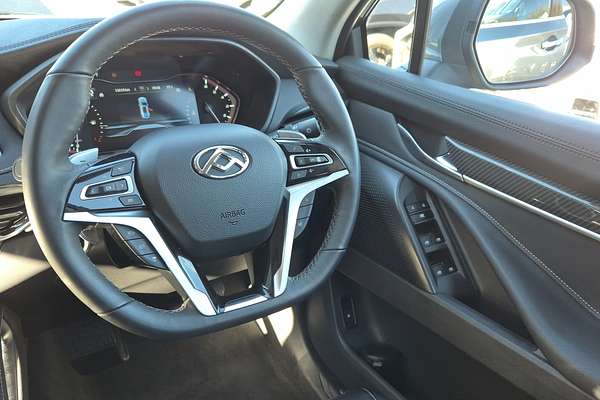 2024 LDV D90 Executive SV9A