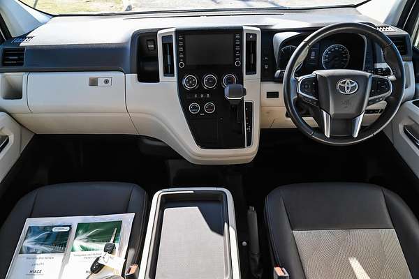 2022 Toyota Hiace Commuter GL GDH322R